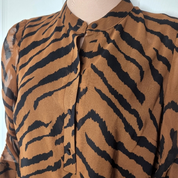 WHBM animal tiger print blouse sheer ruched puff sleeves - Picture 3 of 10